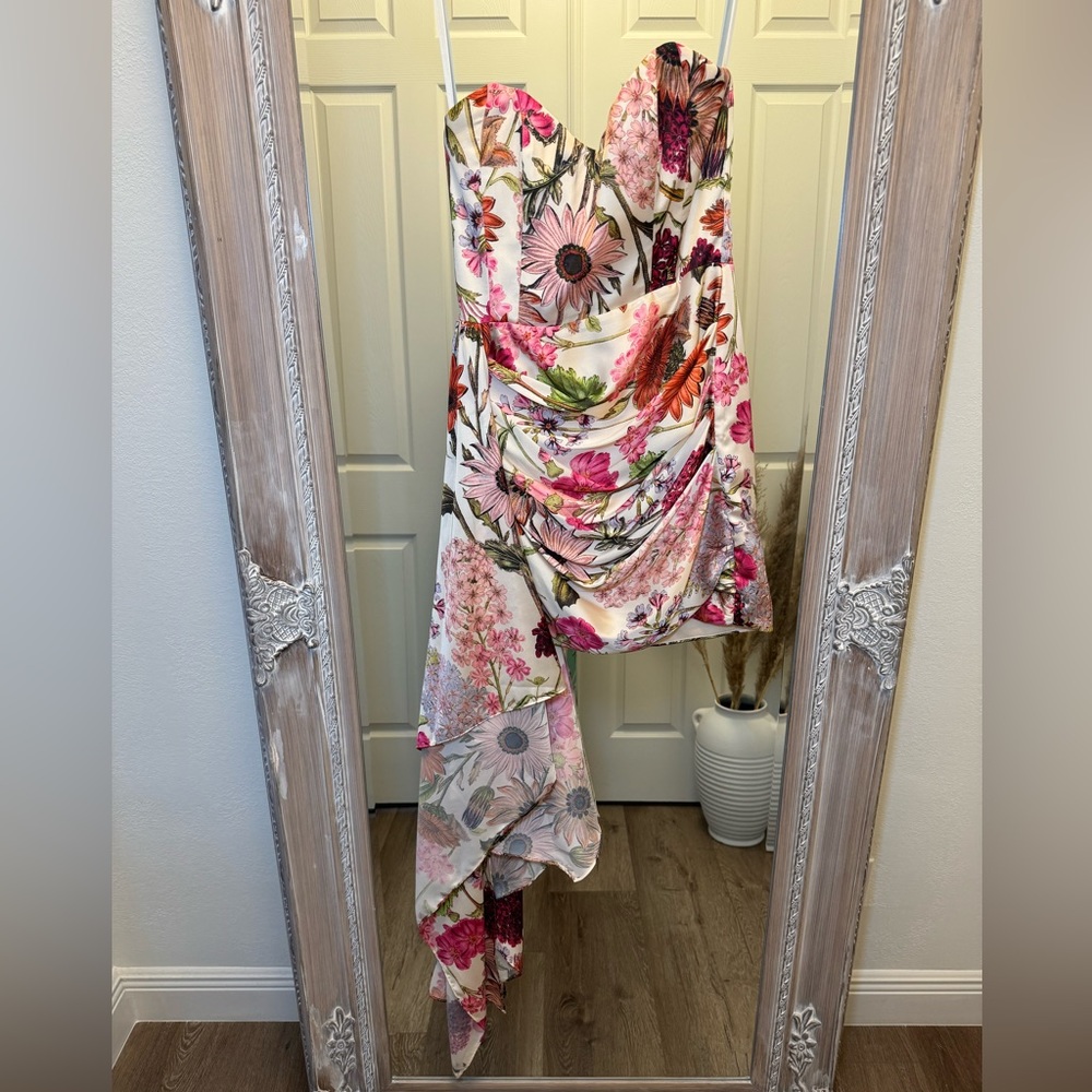 Beautiful floral print gown (@Revolve) by Katie May Size S